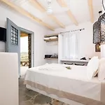 Iris Apartahotel Koundouros